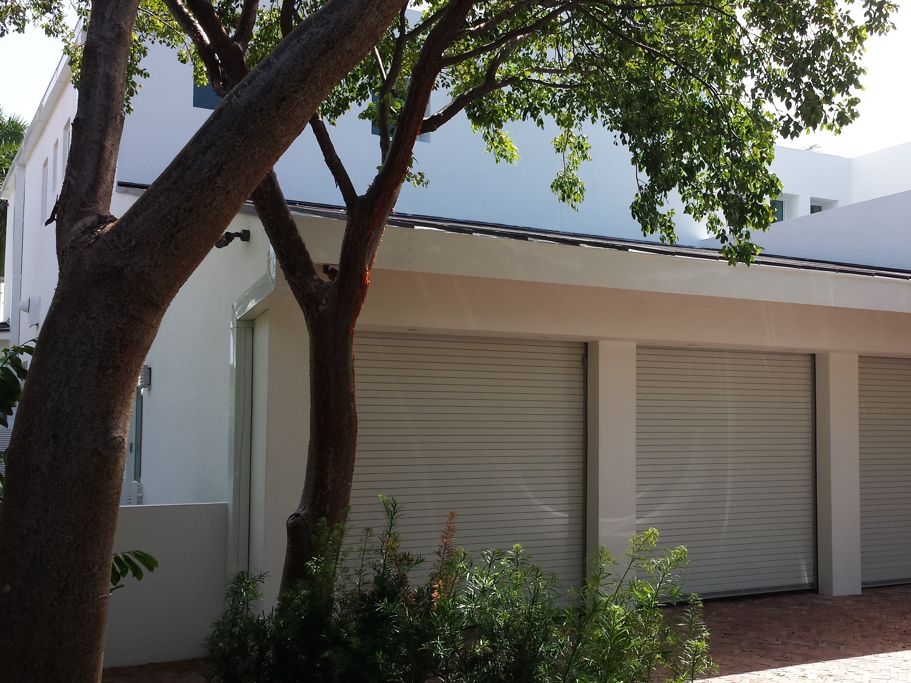 Our Model 2670 Oversize Heavy Duty Rolling Doors are designed for those openings with big dimensions, providing safety, great performance and a nice appearance for your building. Built with high quality materials for durability and reliability, the doors can be constructed to meet and exceed the very stringent High Velocity Hurricane Zones (H.V.H.Z) requirements of the current edition of the Florida State and Miami Dade Building Code.