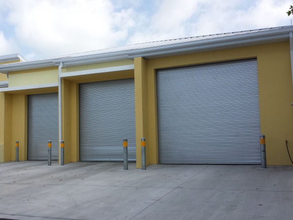 Our FR 2670 Fire Rated Oversize Rolling Door is our stronger design to provide up to 3hr protection, ideal for openings with big dimensions.  It is certify under the UL10B protocol and can be order to meet and exceed the very stringent High Velocity Hurricane Zones (H.V.H.Z) requirements of the current edition of the Florida Building Code.